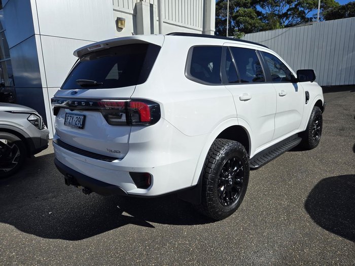 2022 Ford Everest Trend