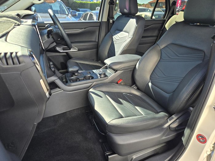2022 Ford Everest Trend