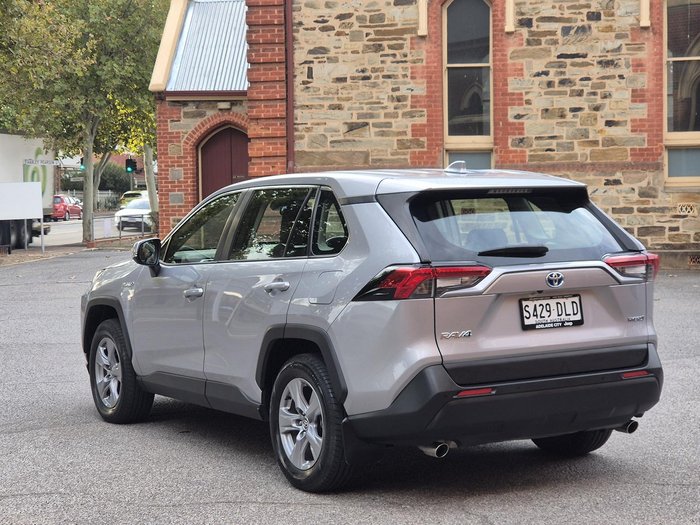 2024 Toyota RAV4 GX
