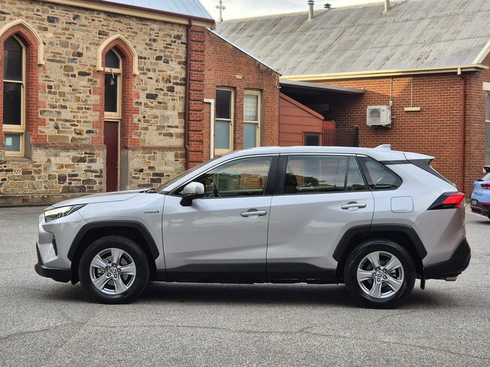2024 Toyota RAV4 GX