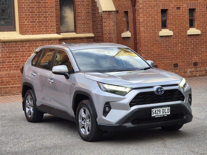 2024 Toyota RAV4 GX