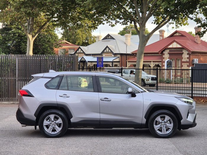 2024 Toyota RAV4 GX