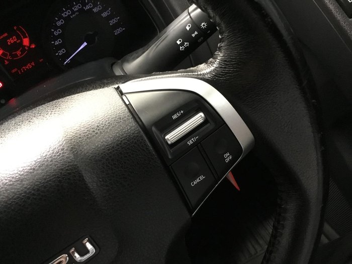2017 Isuzu D-MAX SX