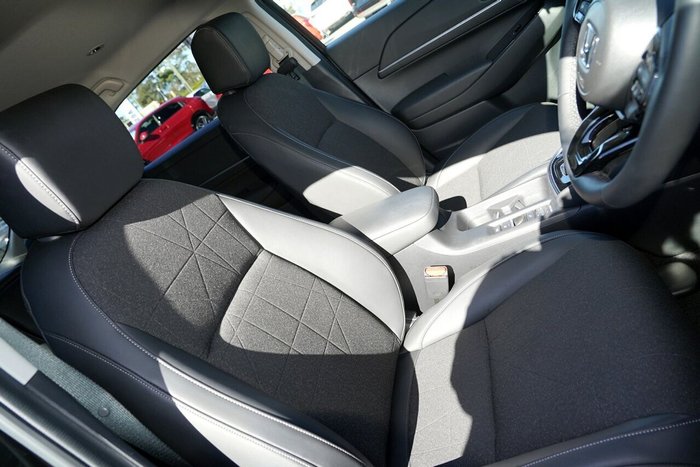 2024 Honda HR-V e:HEV L