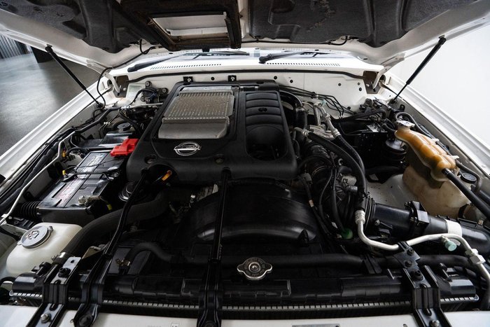 2013 Nissan Patrol ST