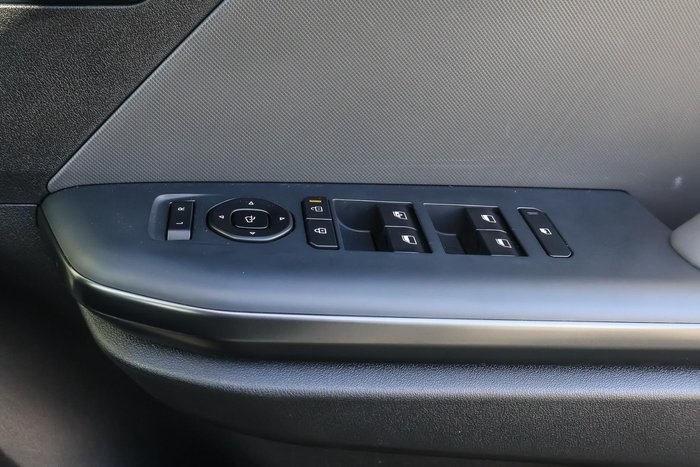 2025 Kia K4 S
