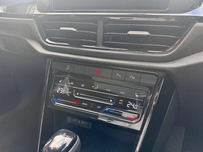 2025 Volkswagen T-Roc 140TSI R-Line