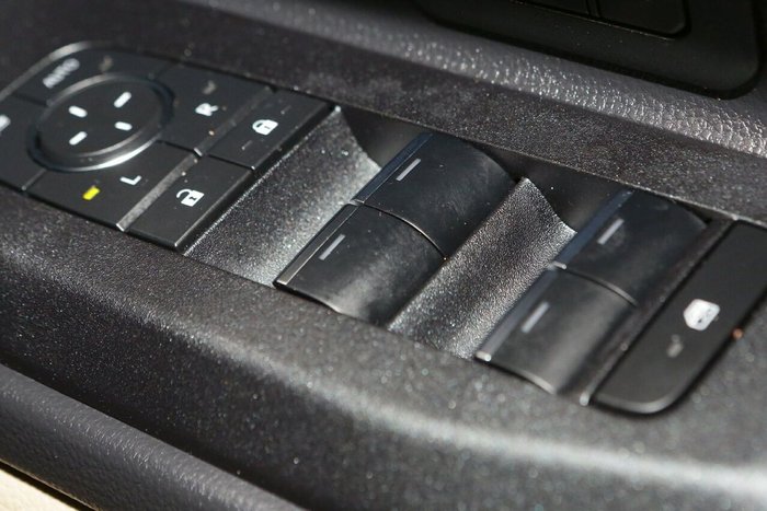 2025 Toyota Landcruiser Prado VX