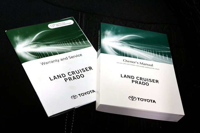 2025 Toyota Landcruiser Prado VX
