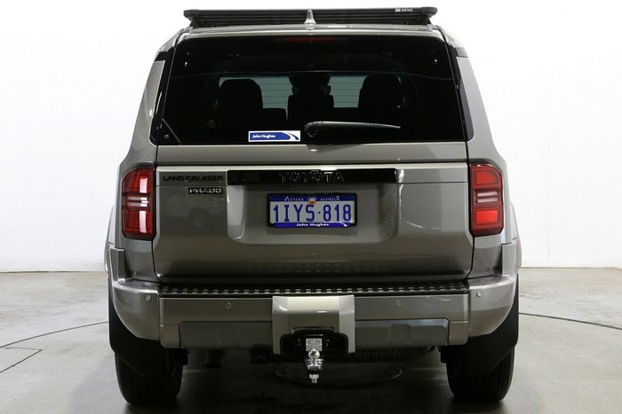 2025 Toyota Landcruiser Prado