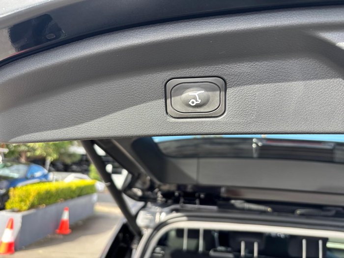 2025 Ford Everest Trend