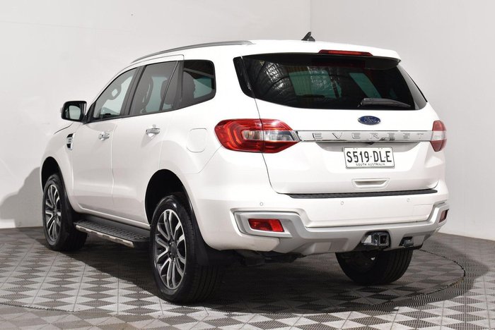 2022 Ford Everest Titanium