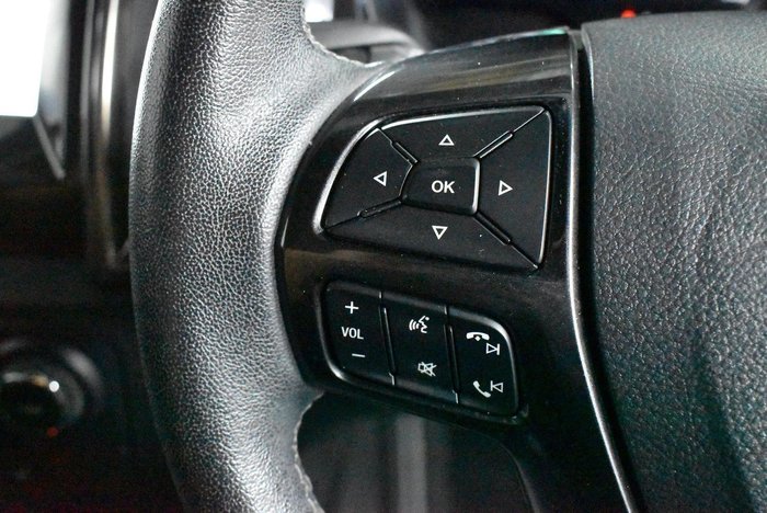 2022 Ford Everest Titanium