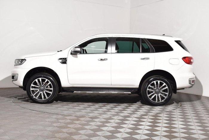 2022 Ford Everest Titanium