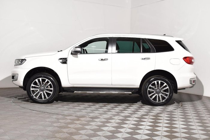 2022 Ford Everest Titanium