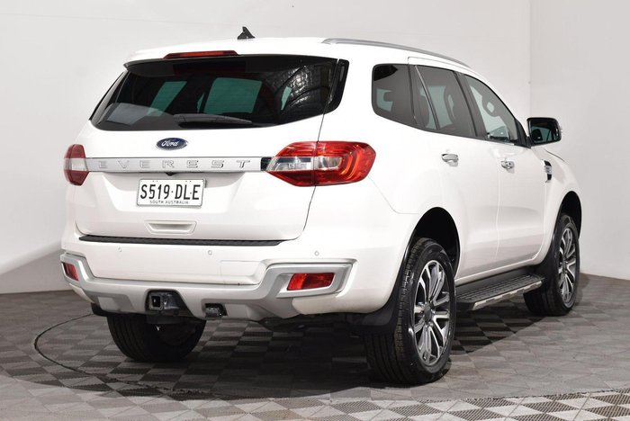 2022 Ford Everest Titanium