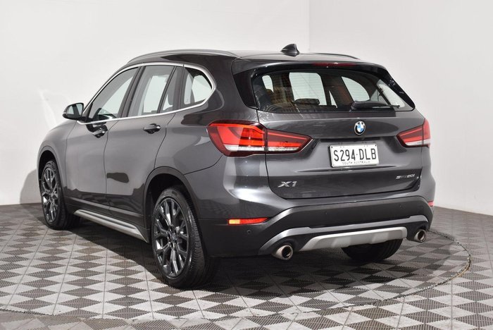 2021 BMW X1 sDrive20i