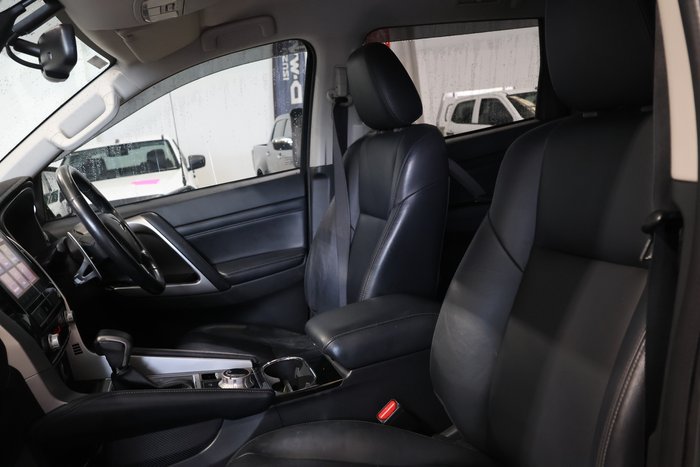 2020 Mitsubishi Pajero Sport Exceed