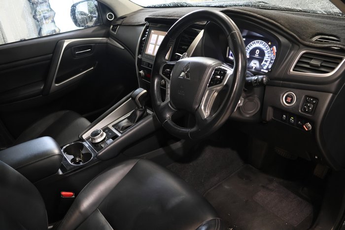 2020 Mitsubishi Pajero Sport Exceed