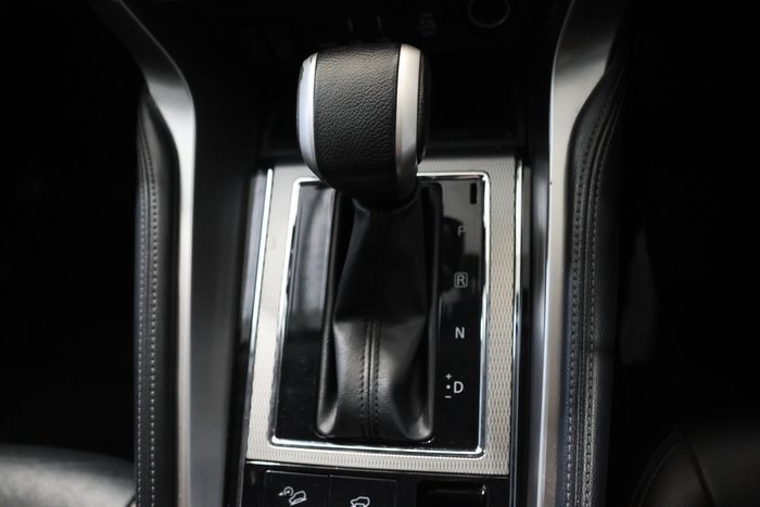 2020 Mitsubishi Pajero Sport Exceed