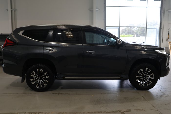 2020 Mitsubishi Pajero Sport Exceed