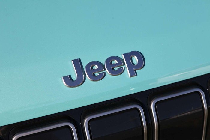 2024 Jeep Avenger Summit