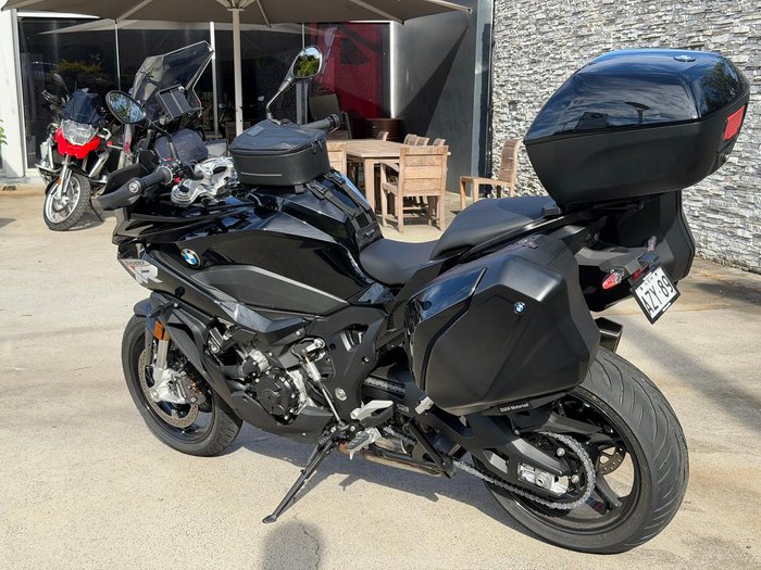 2025 BMW S 1000 XR