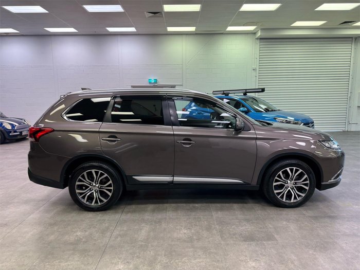 2017 Mitsubishi Outlander LS