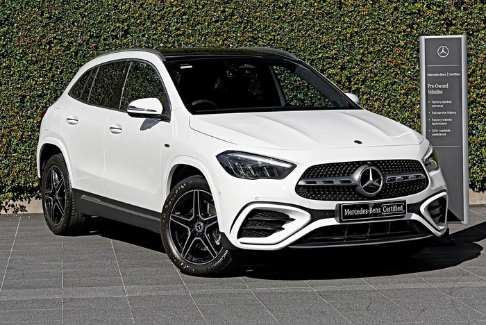 2025 Mercedes-Benz GLA-Class GLA250 e with EQ hybrid technology