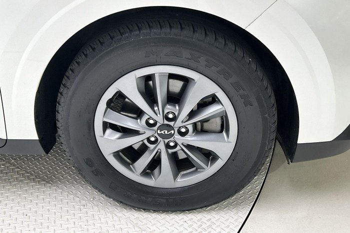 2023 Kia Carnival S