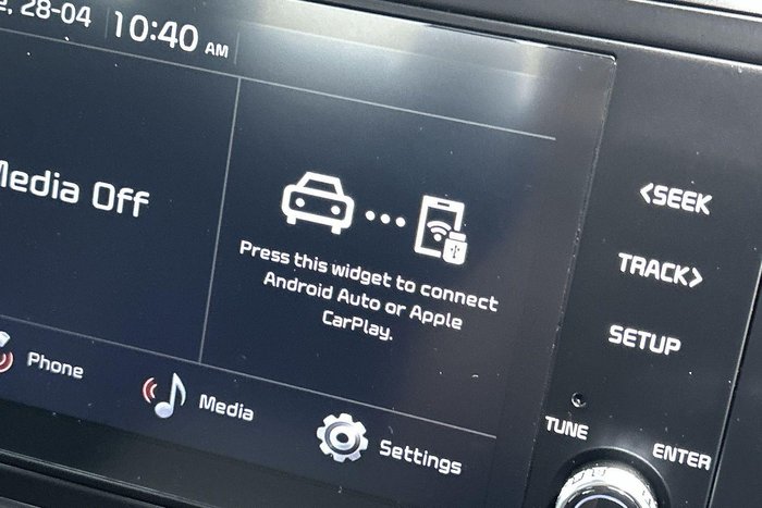 2023 Kia Carnival S