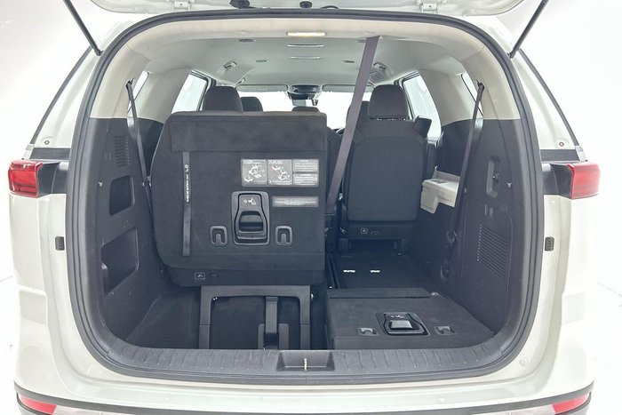 2023 Kia Carnival S