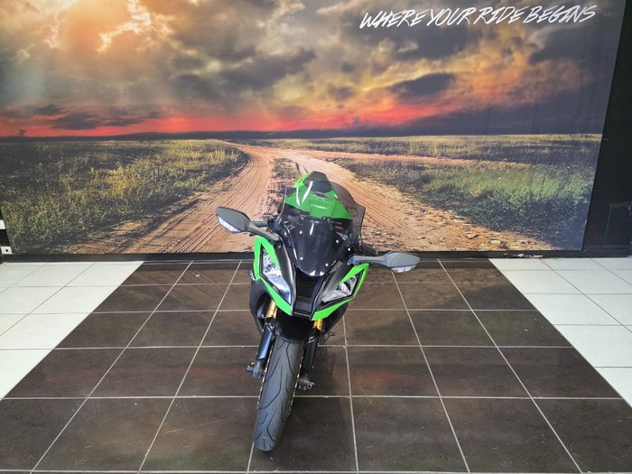 2014 Kawasaki ZX-10R (ABS) GREEN