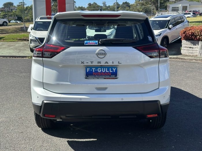 2026 Nissan X-TRAIL ST