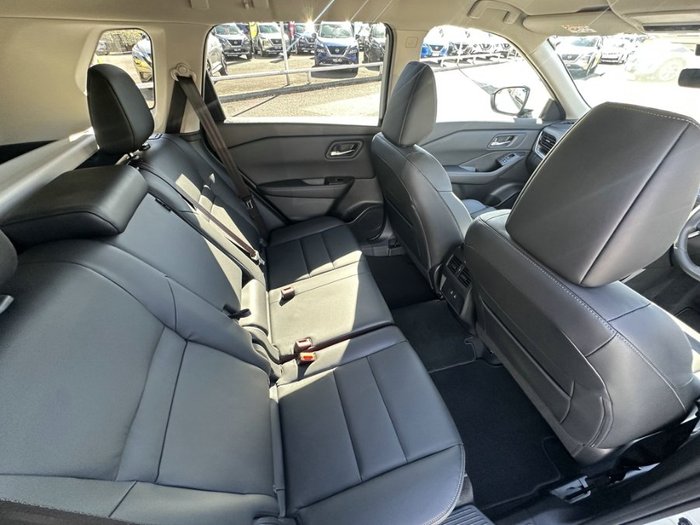 2026 Nissan X-TRAIL ST-L