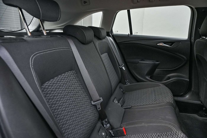 2018 Holden Astra LS+