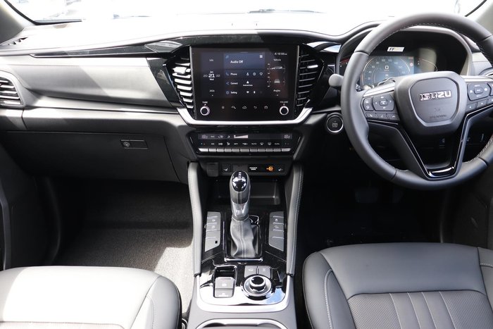 2026 Isuzu MU-X LS-T