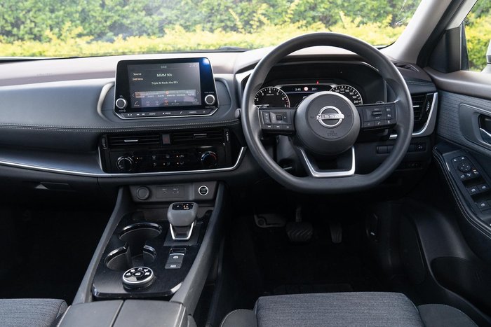 2023 Nissan X-TRAIL ST