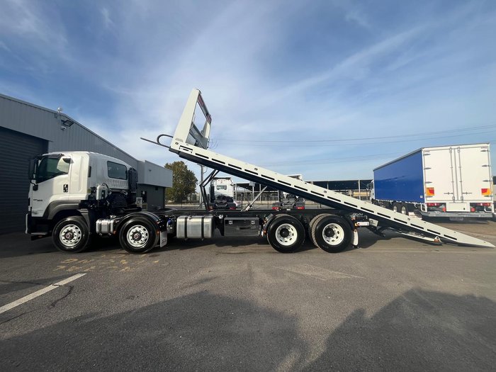 2026 Isuzu F Series FYJ 320-355 AT R67