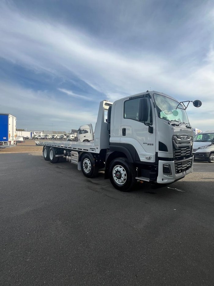 2026 Isuzu F Series FYJ 320-355 AT R67