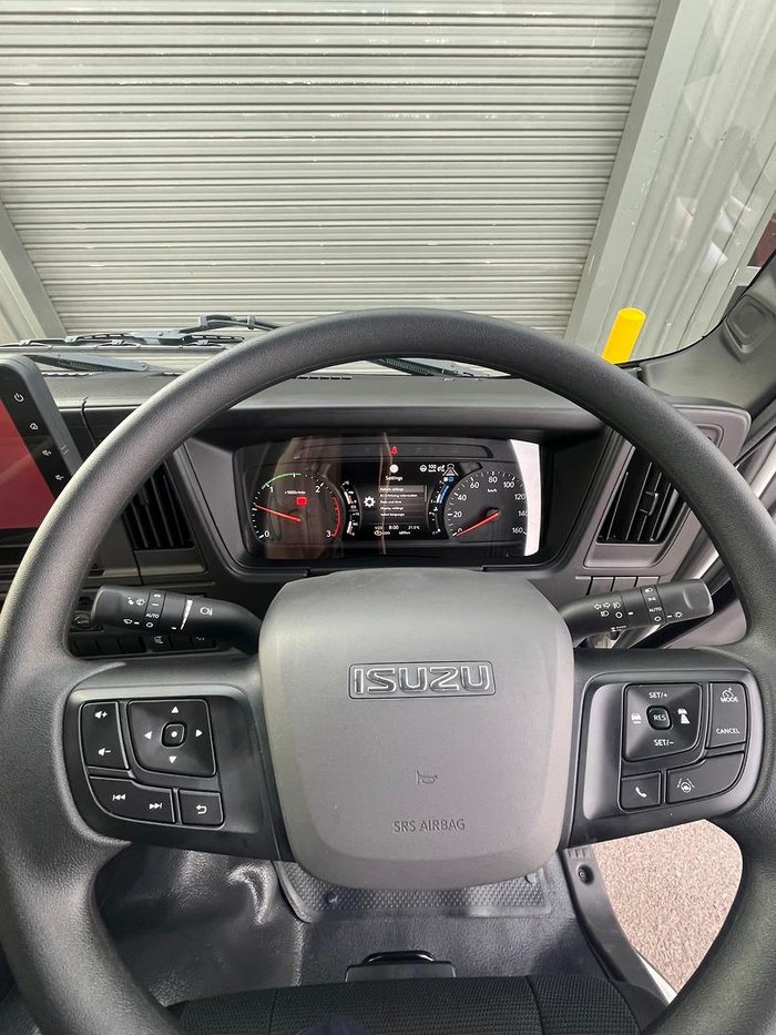 2026 Isuzu F Series FYJ 320-355 AT R67