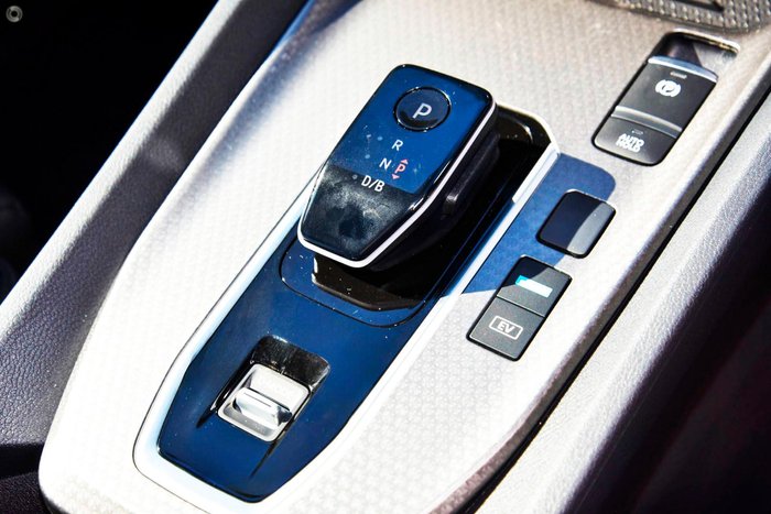 2026 Nissan QASHQAI Ti-L e-POWER J12 MY26 Magnetic Blue with Onyx Black Roof