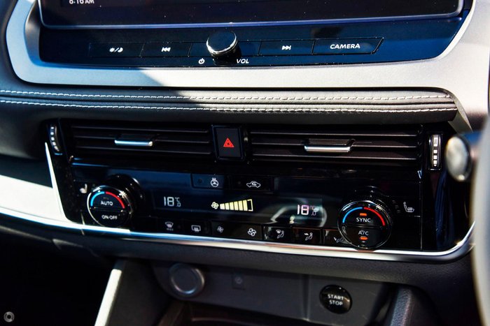 2026 Nissan QASHQAI Ti-L e-POWER J12 MY26 Magnetic Blue with Onyx Black Roof