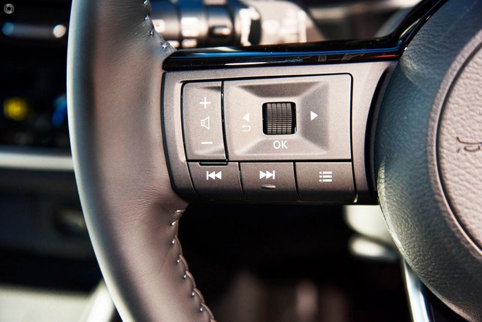 2026 Nissan QASHQAI Ti-L e-POWER J12 MY26 Magnetic Blue with Onyx Black Roof