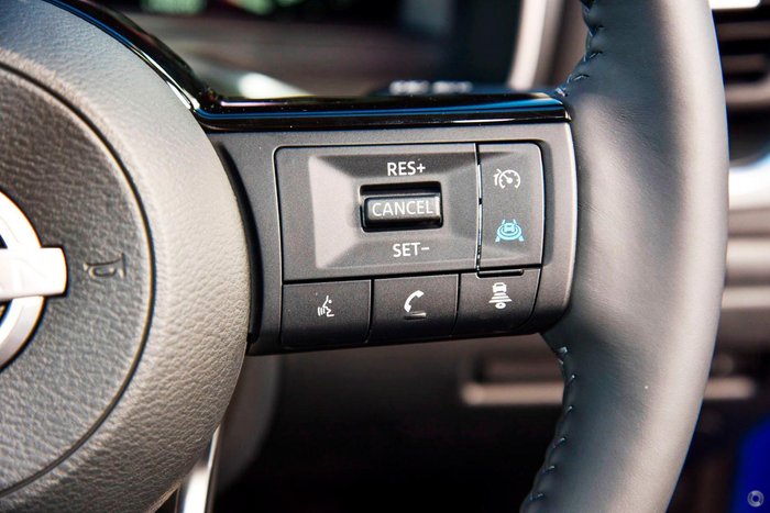 2026 Nissan QASHQAI Ti-L e-POWER J12 MY26 Magnetic Blue with Onyx Black Roof