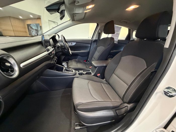 2024 Kia Cerato S