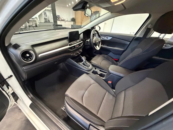 2024 Kia Cerato S