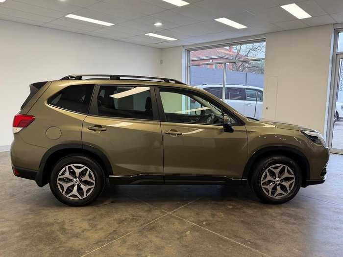 2024 Subaru Forester 2.5i