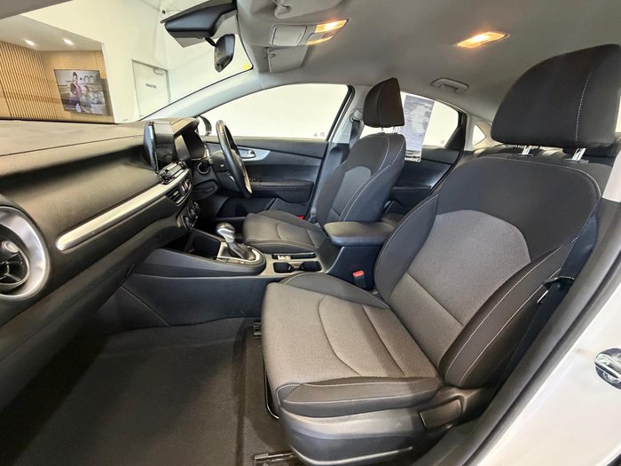 2024 Kia Cerato S
