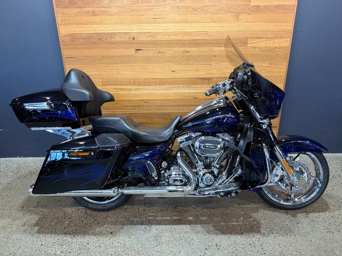 2016 HARLEY-DAVIDSON CVO STREET GLIDE